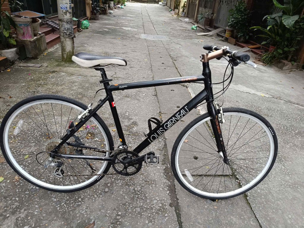 Xe đạp  hiệu LOUIS GARNEAU của Canada hàng bãi Nhật (Còn xe)