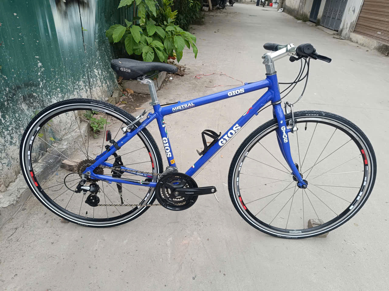 Xe đạp touring GIOS của Ý hàng bãi Nhật (Còn xe)