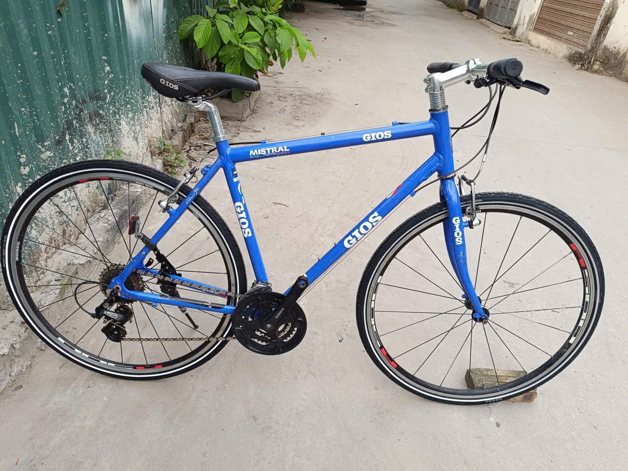 Xe đạp touring GIOS của Ý hàng bãi Nhật (Còn xe)