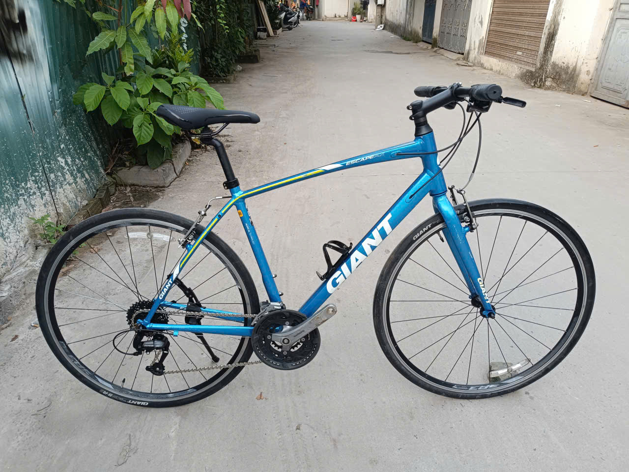 Xe đạp touring GIant Escape RX hàng bãi Nhật (Còn xe)