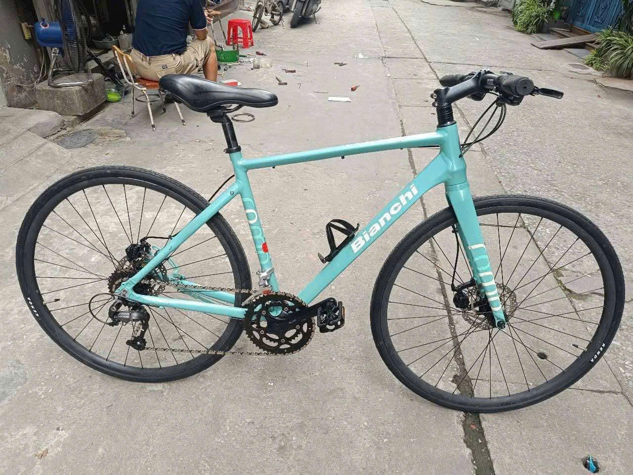 Xe đạp touring BIANCHI của Ý hàng bãi Nhật (Còn xe)